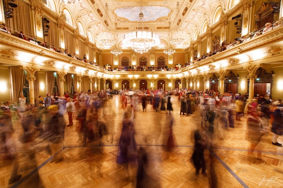 Bild der Tanzfläche der Stadthalle Wuppertal